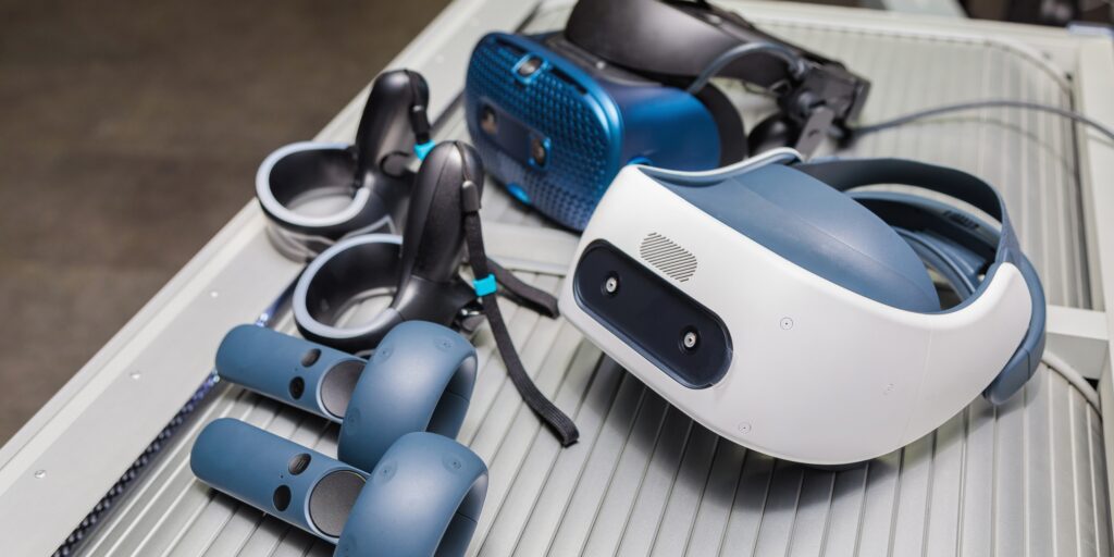 Recommended Hardware for AR VR Technology
